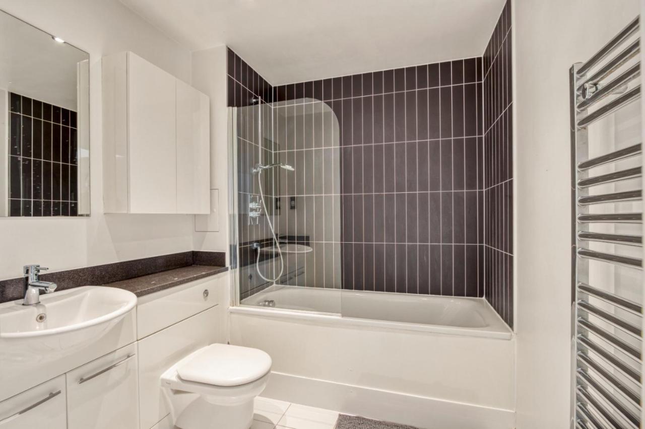 Delightful Apartment Wandsworth Лондон Екстер'єр фото